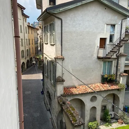 Colleoni 20 * Bergamo