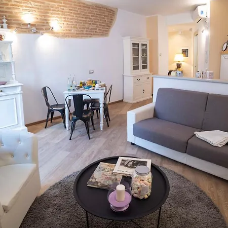 Colleoni 20 Feriehus