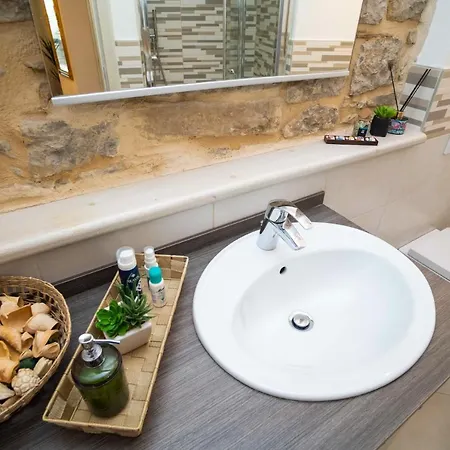 Colleoni 20 Feriehus *